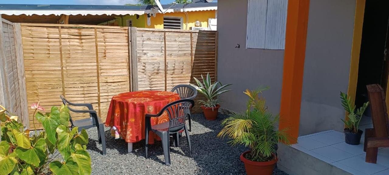 Gite Poz Kreyol Port-Louis Exterior foto